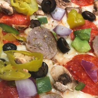 1/2 Flatbread Pizza and Salad