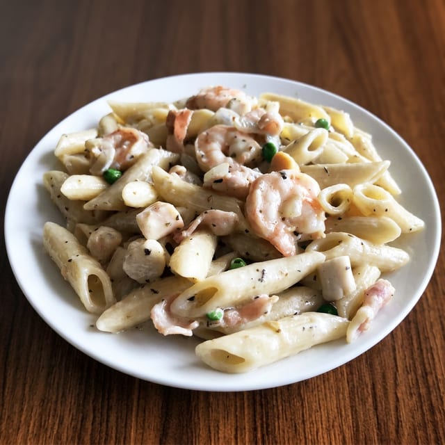 SEAFOOD CARBONARA.